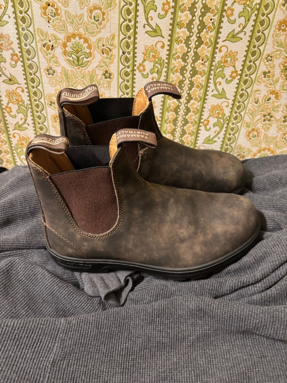 Blundstone Brown Chelsea Leather Ankle Boots